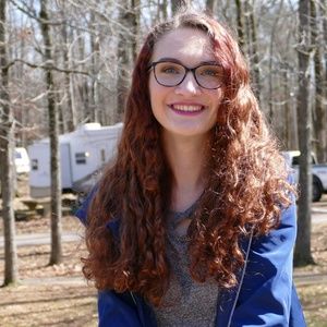 Meet your Posher, Lindy